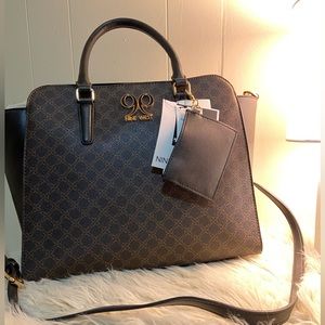 Nine West Brown Logo/Back